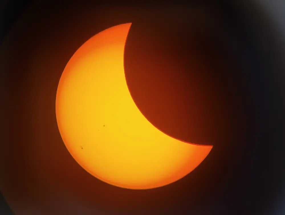Mit Sonnenflecken